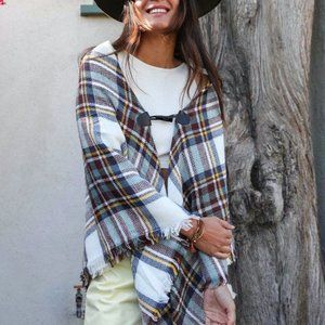 Leto Vintage Darling Plaid Flannel Poncho with Toggle Closure